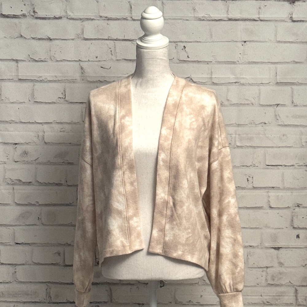 NWOT Abercrombie & Fitch Cropped Cardigan